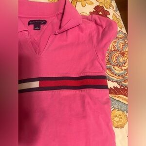 Tommy Hilfiger Pink Tennis shirt sz M in girls
Or XS/ S Women see below